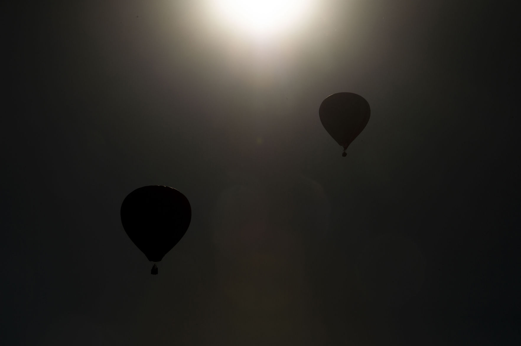 090219-news-liftoffballoons 18.jpg